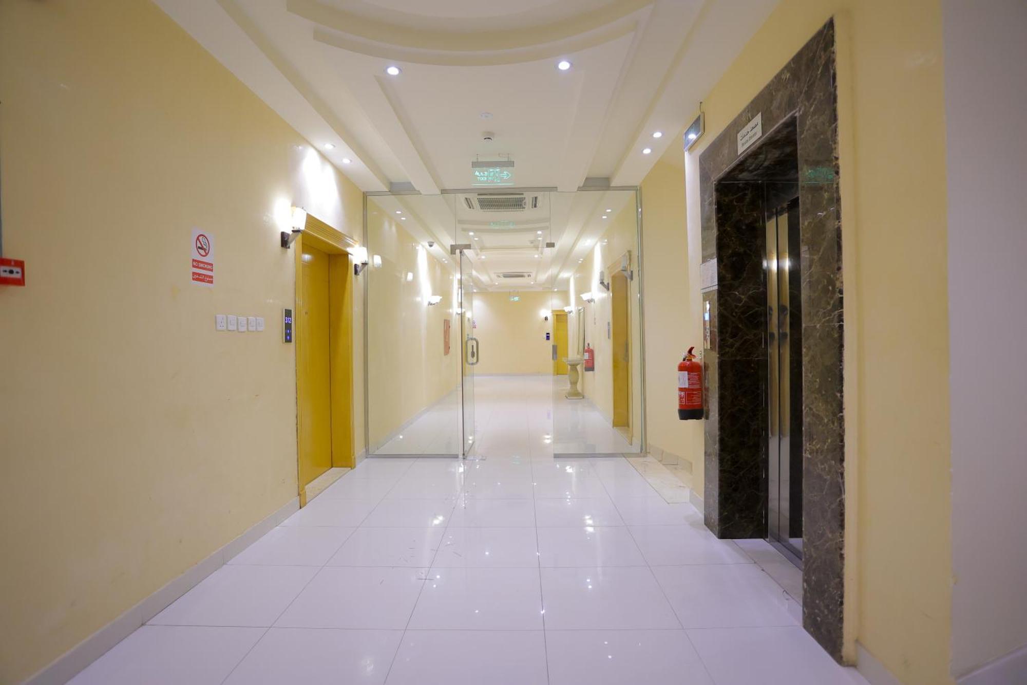 هوستا الملقا Aparthotel Riyadh Ngoại thất bức ảnh